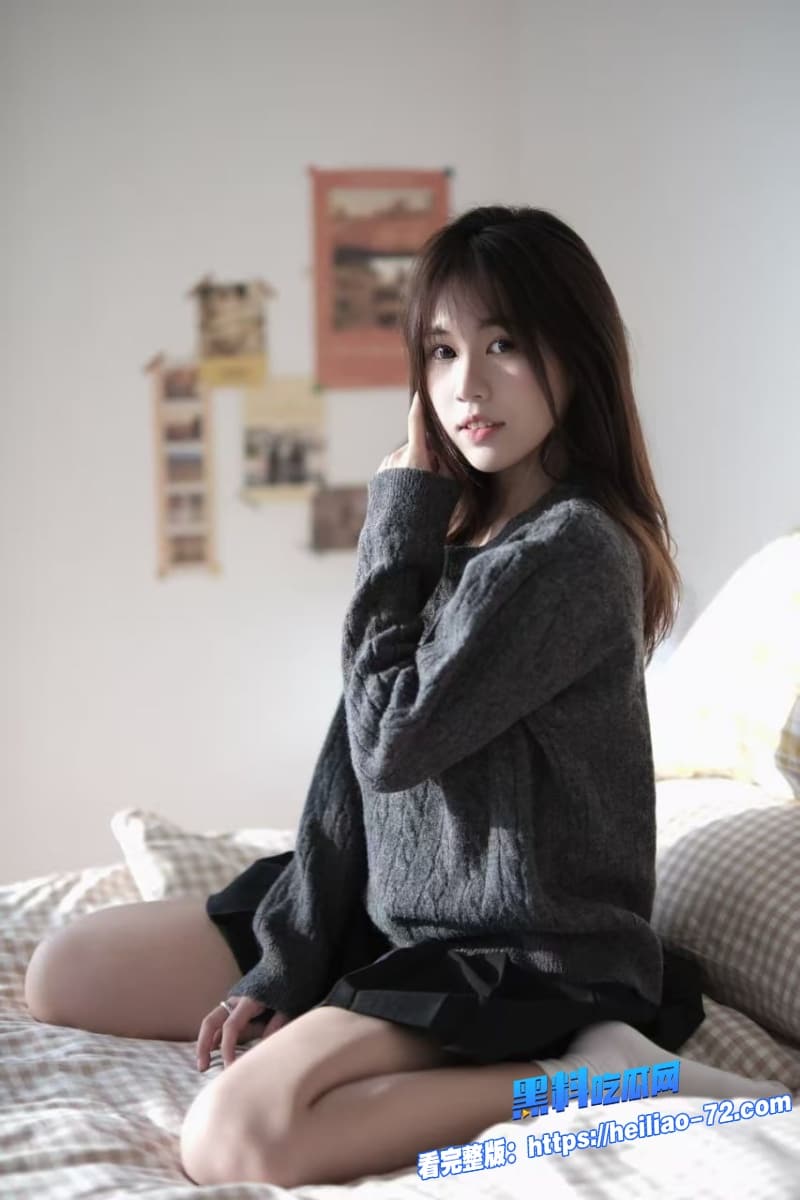 某校化学老师表面上端庄为人师表私底下违背道德勾引自己学生人设崩塌性爱视频随之曝光3