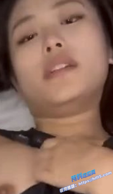 瓜友投稿 福建福州的秋丽丽是台湾嫩妹 做爱很主动好喜欢2