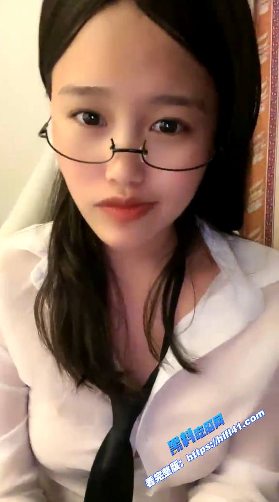 清纯邻家女孩晴乐乐G奶学妹自慰高潮颤抖揉奶发骚掰穴特写骚的一批 图4