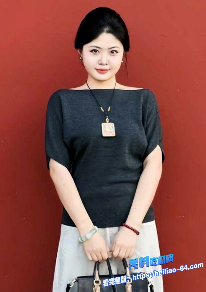 郑州气质网红周仕琳私拍视频外泄清纯女神黑丝变身骚母狗太刺激3