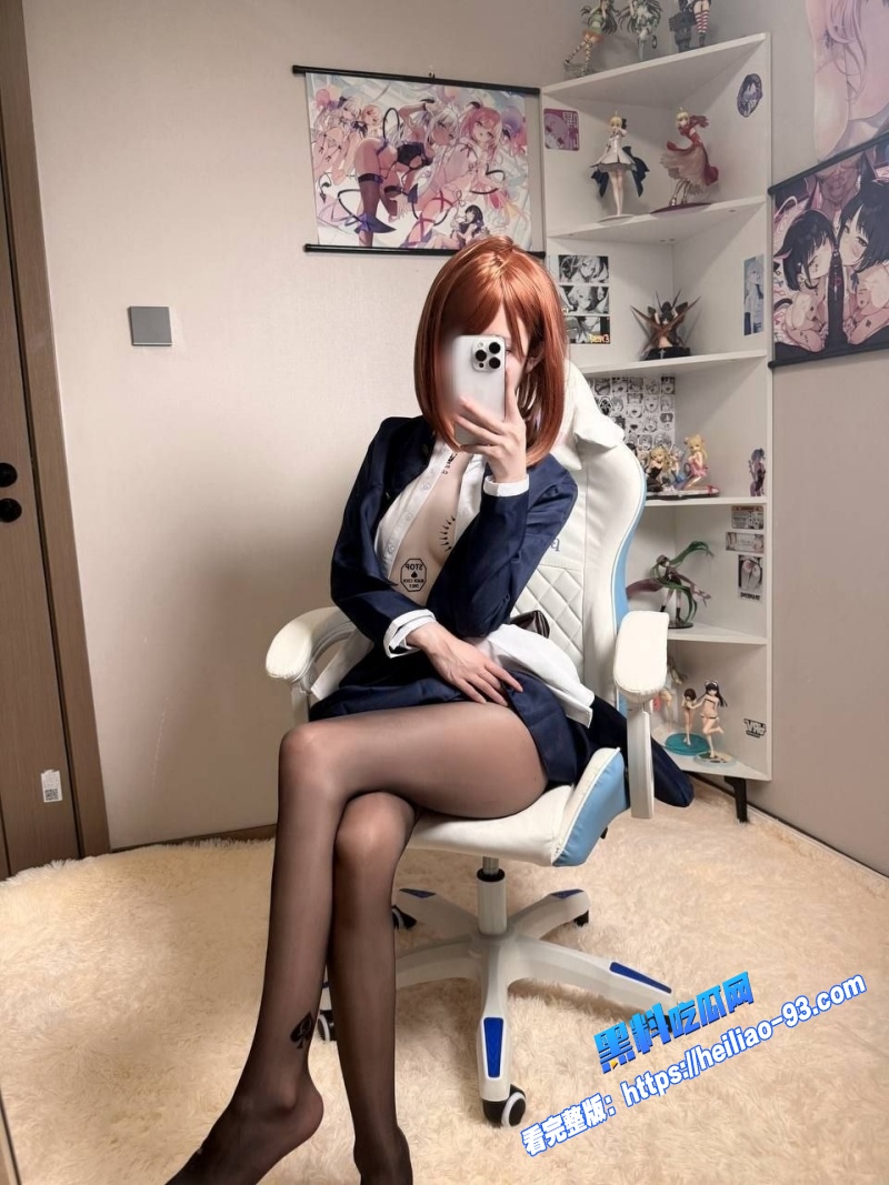 顶级反差极品萝莉小月喵人型魅魔COS樋口円香加卡西提亚自慰完整版11