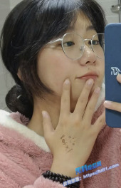 瓜友投稿 广东佛山的学生母狗沈瑞太闷骚 SM也不拒绝