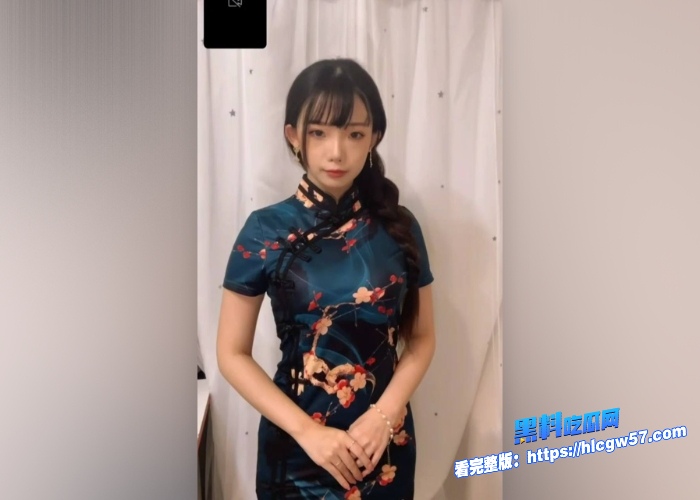 外网大神网络招聘模特套路忽悠众多年轻小美女脱光衣服发骚自慰各种极品美乳美穴小嫩妹被忽悠瘸了 图3WH700x500px 外网大神网络招聘模特套路忽悠众多年轻小美女脱光衣服发骚自慰各种极品美乳美穴小嫩妹被忽悠瘸了 图3WH700x500px