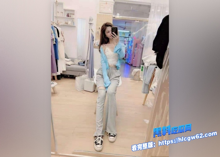 瓜友投稿广东省河源屌大瓜友约炮约到富婆不止有美逼操一次还有一万块打赏真乃吾辈楷模 图4 瓜友投稿广东省河源屌大瓜友约炮约到富婆不止有美逼操一次还有一万块打赏真乃吾辈楷模 图4