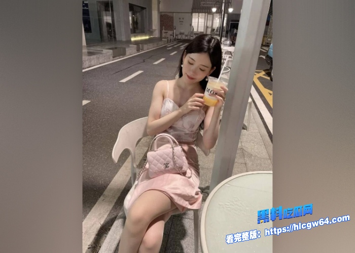 神似金晨微博推特顶级美腿甜美女神Chloe霏霏粉丝40万伪名媛视频付费福利视频流出这腿我真的能玩10年 图1 神似金晨微博推特顶级美腿甜美女神Chloe霏霏粉丝40万伪名媛视频付费福利视频流出这腿我真的能玩10年 图1