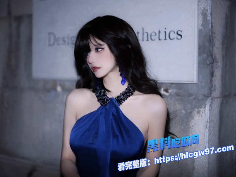 艾琳主人的香水足控榨精专场 3 艾琳主人的香水足控榨精专场 3