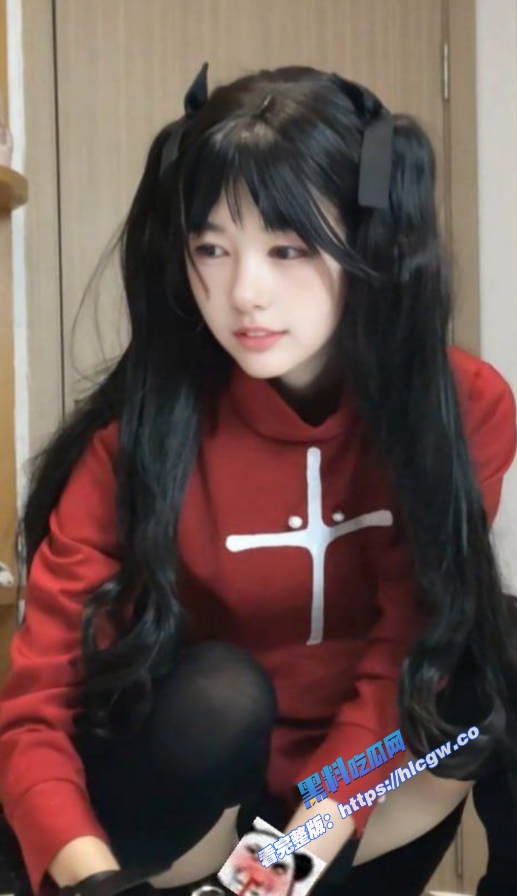推特双马尾小萝莉 埋导演 扮演远坂凛 蜜穴蹲坐吞吐玻璃镜上的假屌 娇躯颤抖淫水四溅图2