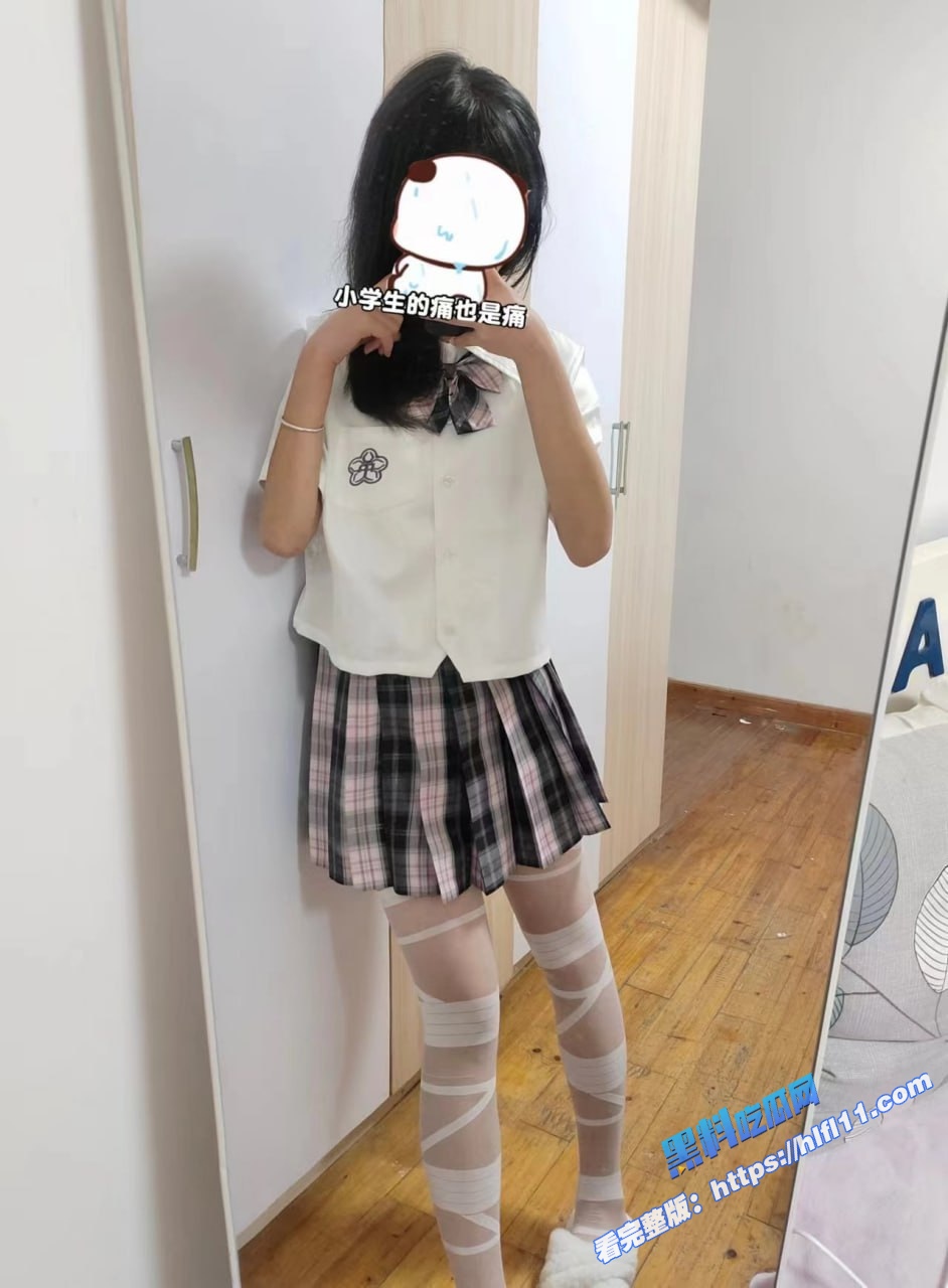 极品萝莉小母狗 是嚯嚯呀 与金主啪啪视频流出 穿着jk小短裙被金主后入爆操！5