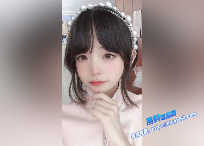 高颜值反差小萝莉 被金主包养 自拍裸体福利发给金主 外表看起来是清纯萝莉 实则内在却是淫荡母狗一条2 高颜值反差小萝莉 被金主包养 自拍裸体福利发给金主 外表看起来是清纯萝莉 实则内在却是淫荡母狗一条2