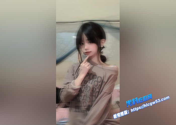 高颜值反差小萝莉 被金主包养 自拍裸体福利发给金主 外表看起来是清纯萝莉 实则内在却是淫荡母狗一条4 高颜值反差小萝莉 被金主包养 自拍裸体福利发给金主 外表看起来是清纯萝莉 实则内在却是淫荡母狗一条4