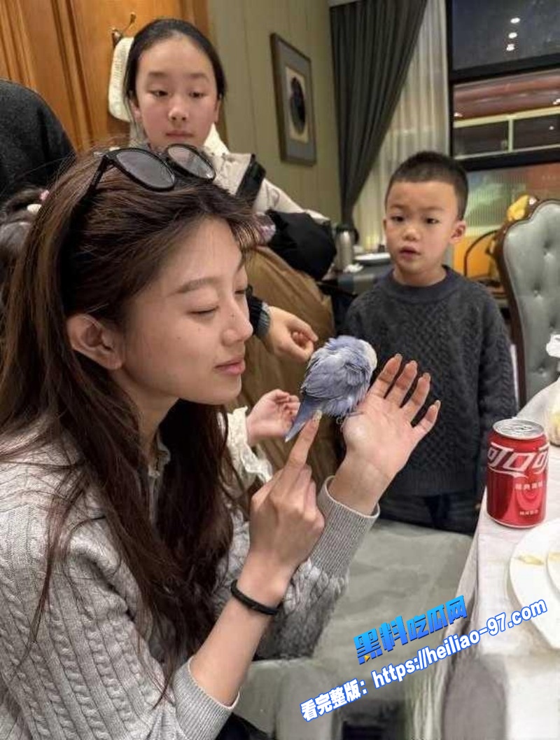 浙江白嫩巨乳反差妹郑玮婷玉男友酒店自拍性爱视频泄密刺激到爆1