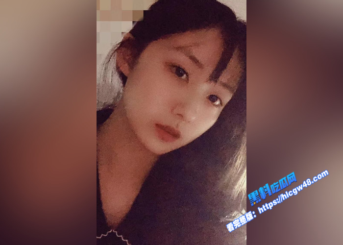 武汉大学校花 董逸琪 被富哥包养 在家掰开小穴 自拍视频发给富哥 没想到校花私下这么反差3 武汉大学校花 董逸琪 被富哥包养 在家掰开小穴 自拍视频发给富哥 没想到校花私下这么反差3