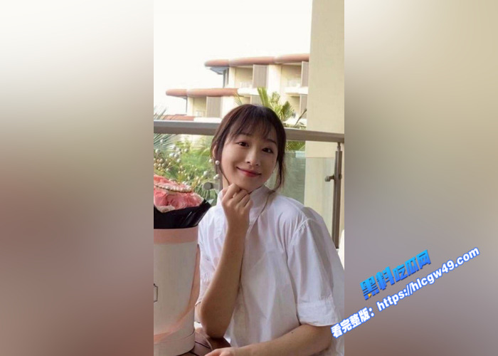 黑料PK!在校大学生 VS 社会反差婊 大学生可爱清纯 反差婊抚媚动人 床上都是发情小母狗 谁更骚呢3 黑料PK!在校大学生 VS 社会反差婊 大学生可爱清纯 反差婊抚媚动人 床上都是发情小母狗 谁更骚呢3