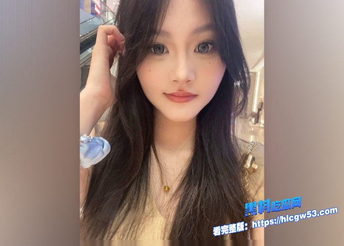 极品巨乳学生妹私下和男友做爱视频曝光深情口爆龟头翘臀后入爆操汁水乱流 图5WH700x500px 极品巨乳学生妹私下和男友做爱视频曝光深情口爆龟头翘臀后入爆操汁水乱流 图5WH700x500px