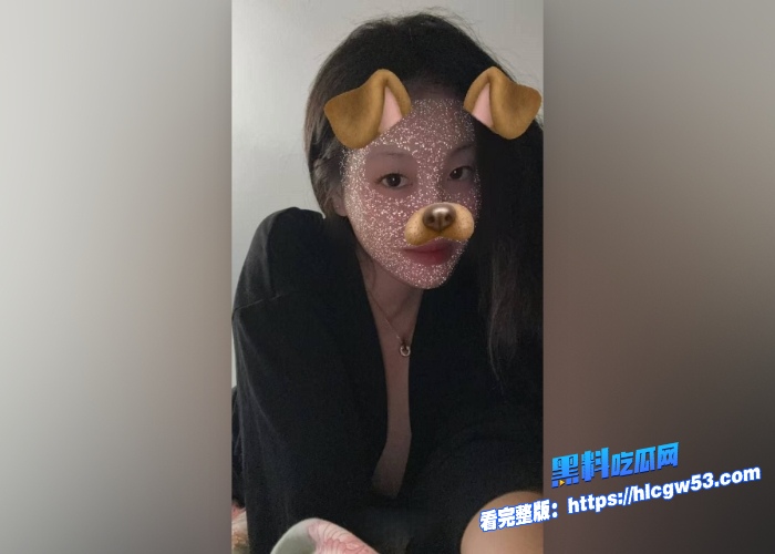 极品巨乳学生妹私下和男友做爱视频曝光深情口爆龟头翘臀后入爆操汁水乱流 图10WH700x500px 极品巨乳学生妹私下和男友做爱视频曝光深情口爆龟头翘臀后入爆操汁水乱流 图10WH700x500px