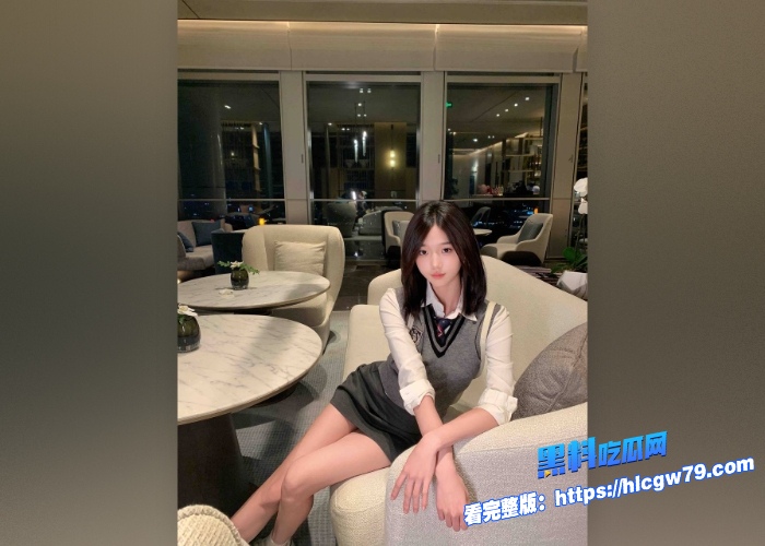 在美留学白富美学生和黑鬼老外啪啪视频被黑人炫耀挂外网疯传黑人巨屌就真的这么舒服吗必须曝光这媚黑婊 图6