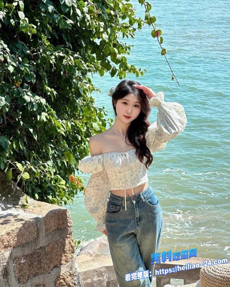 美雅寸止挑战室足交秀来袭多名美女美脚轮番寸止边缘控射玩到崩溃失败直接榨干 2