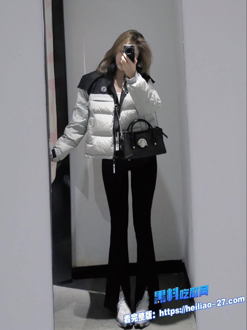 高颜值留学生母狗女神视频泄露深喉口交吞吐到喉咙鼓起后主动上位骑乘4