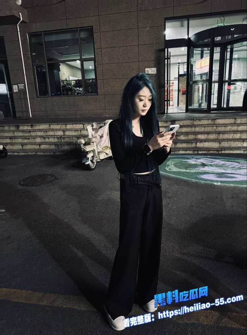 快手网红秦皇岛小九被榜一大哥调教成贱母狗后期忘恩负义大哥怒曝性爱视频7