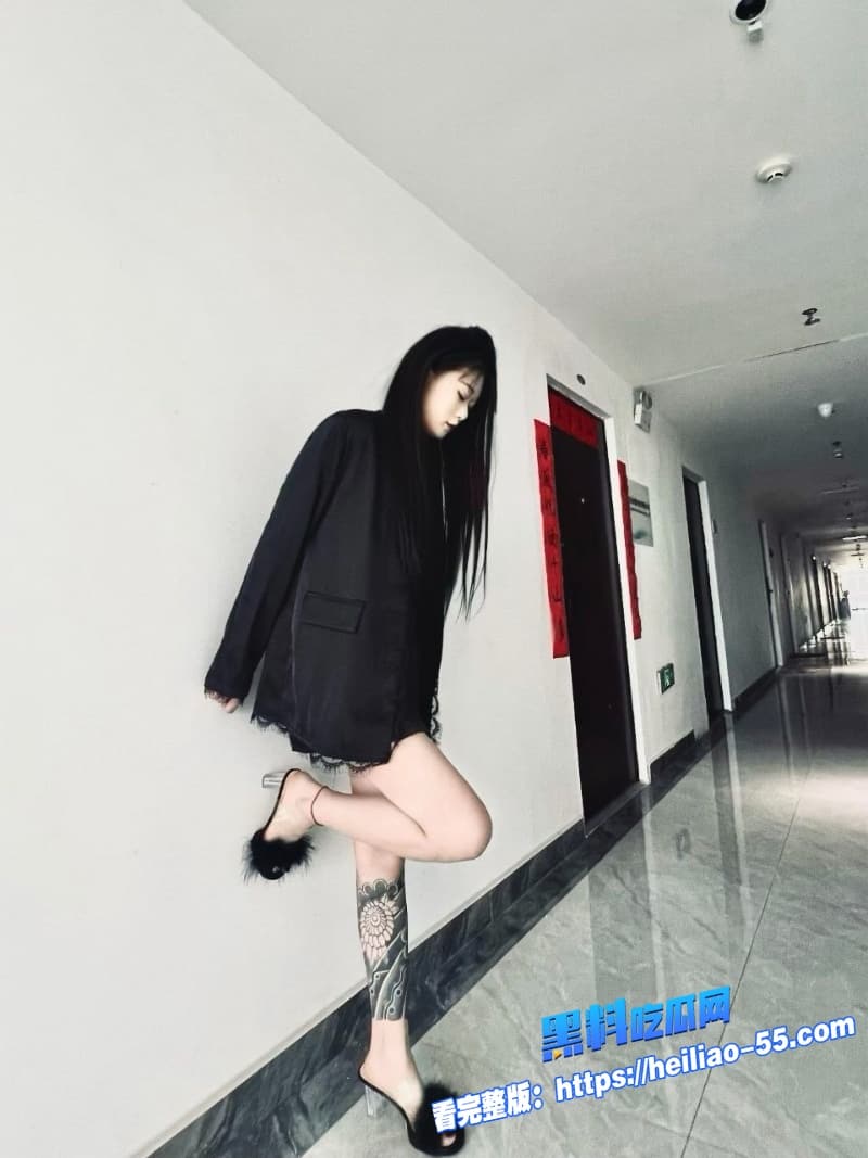 快手网红秦皇岛小九被榜一大哥调教成贱母狗后期忘恩负义大哥怒曝性爱视频8