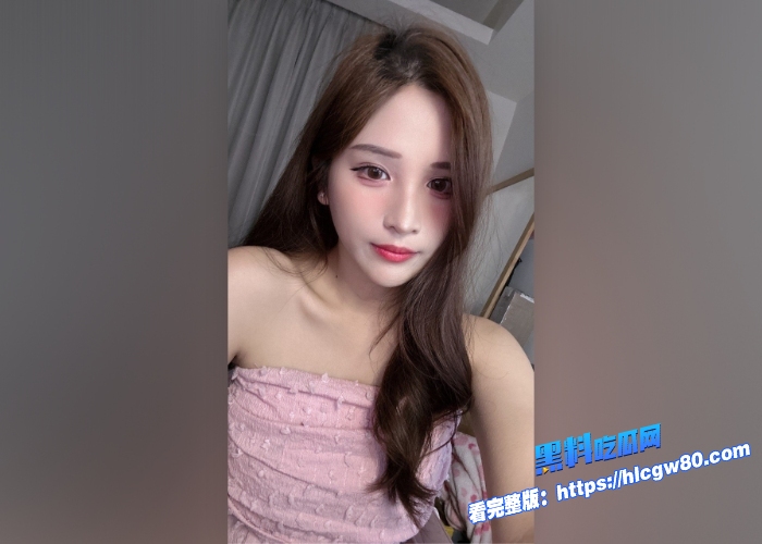 onlyfans台湾极品御姐Ash艾希老师Ashisyourlove粉丝接机在车里就调起情来玩起车震幸福了实力宠粉12