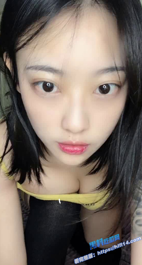 极品巨乳女大学生 Last 下海直播赚钱 自慰私拍视频曝光3 极品巨乳女大学生 Last 下海直播赚钱 自慰私拍视频曝光3