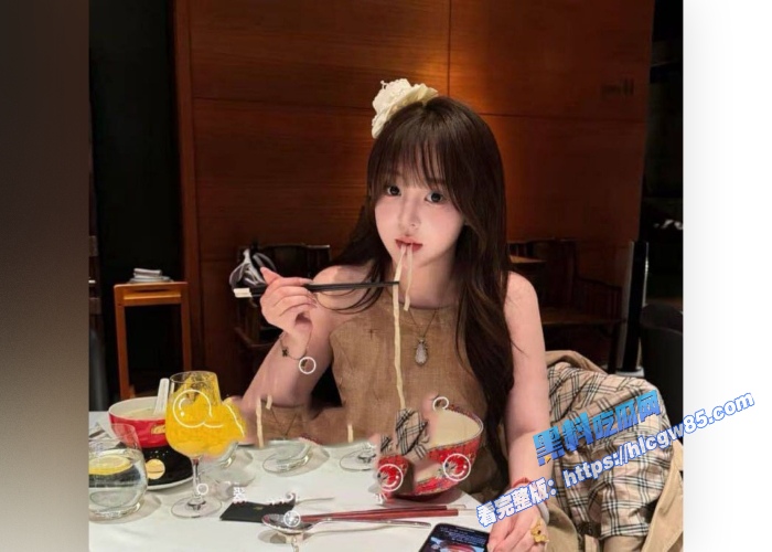 河北女大学生林雪瑶与男友做爱初体验视频曝光 1 河北女大学生林雪瑶与男友做爱初体验视频曝光 1