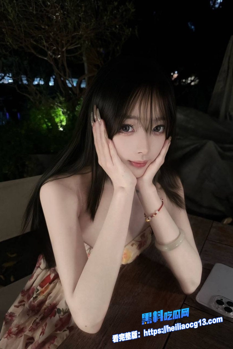 极品巨乳网红一色雨1