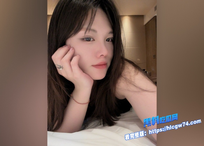 瓜友投稿对门邻居是个00娇艳小少妇老公异地新买的房子跟我讨论装修最后讨论到我家床上了超嫩感觉她老公没怎么碰过她 图1 瓜友投稿对门邻居是个00娇艳小少妇老公异地新买的房子跟我讨论装修最后讨论到我家床上了超嫩感觉她老公没怎么碰过她 图1
