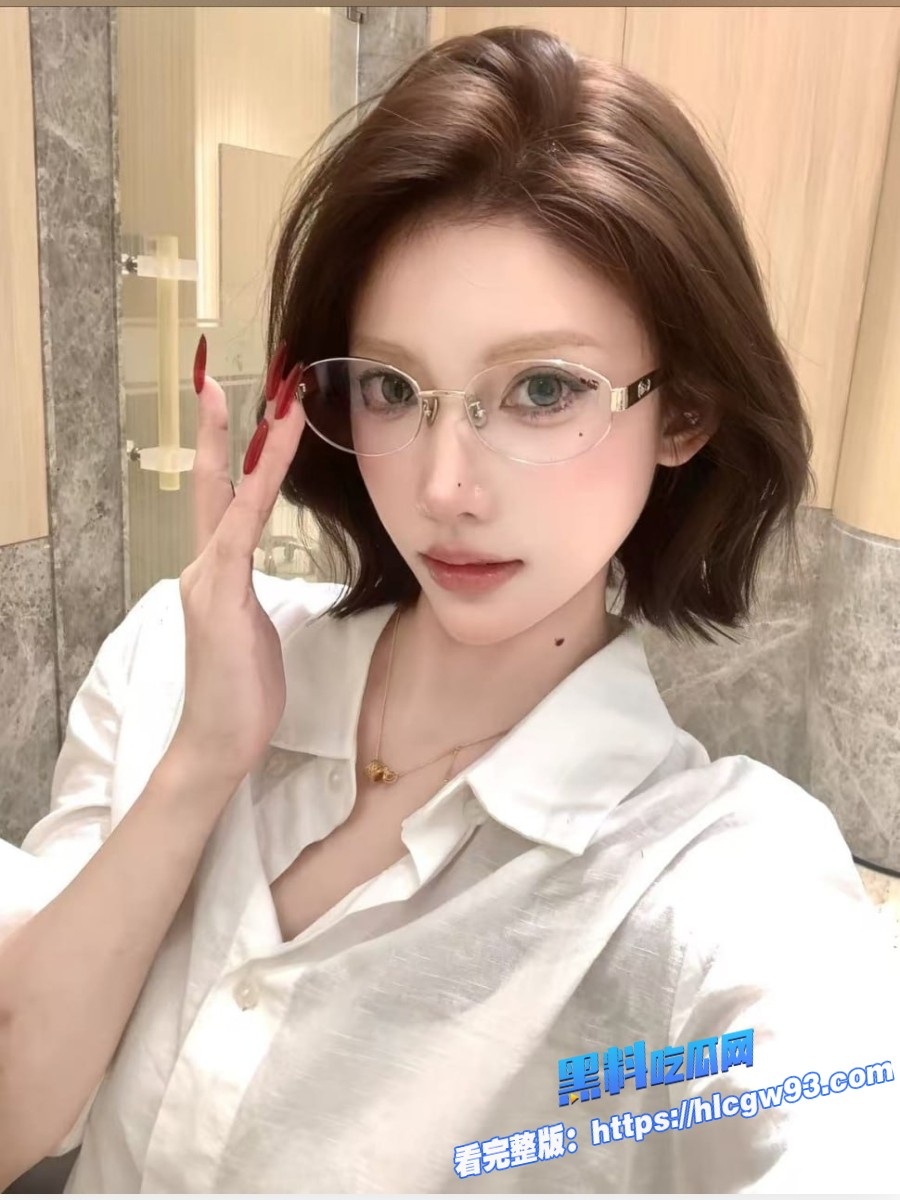 高颜值大奶美女私拍视频流出5 高颜值大奶美女私拍视频流出5