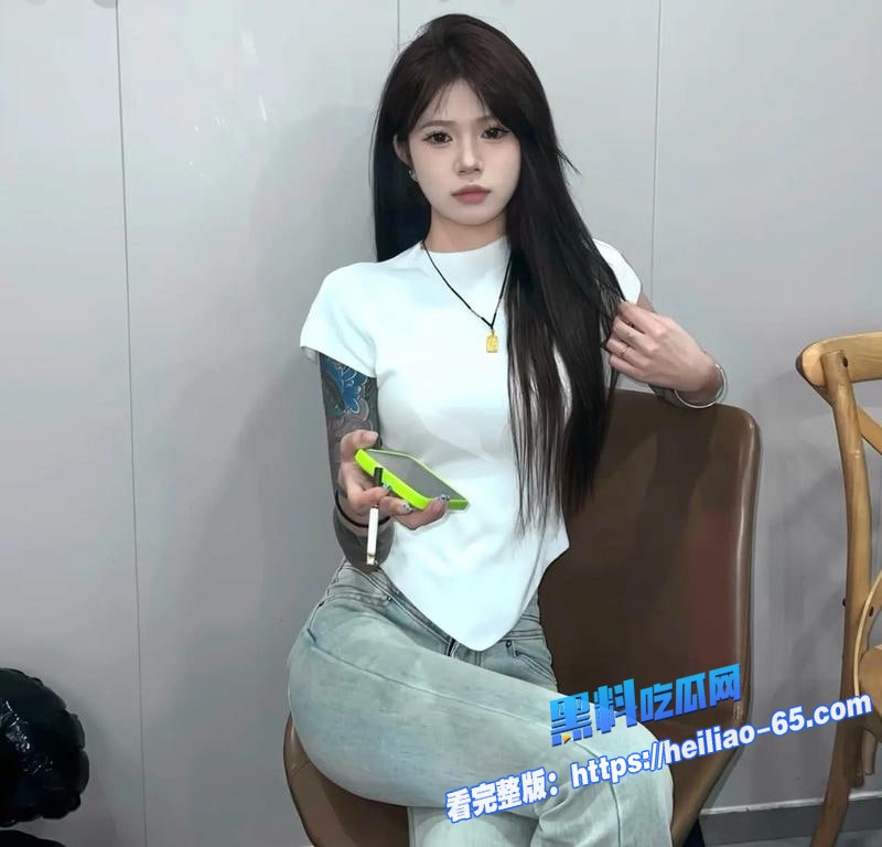 学生精神小妹黑丝纹身又主动骑炮友狂摇羡慕精神小伙第N天1 学生精神小妹黑丝纹身又主动骑炮友狂摇羡慕精神小伙第N天1