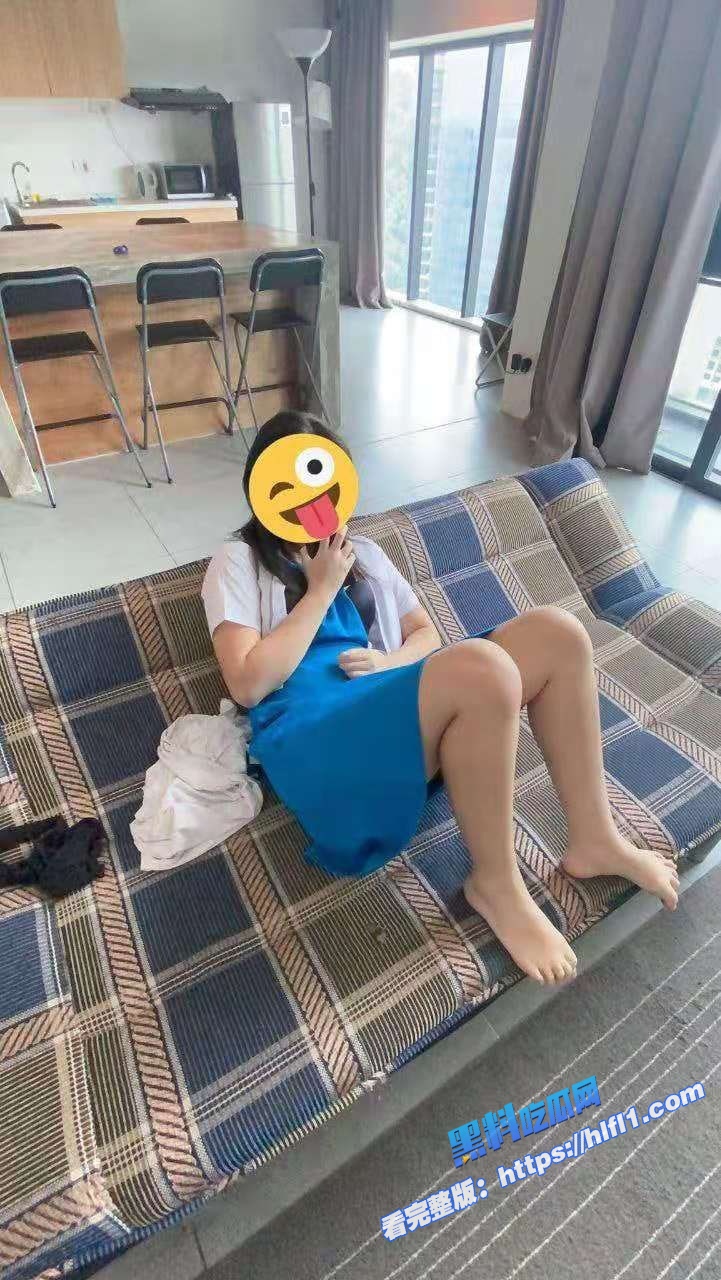 东莞极品御姐风少妇 吴昕琳 衣校服都没来得及脱 就被男友后入粉嫩小骚穴！4