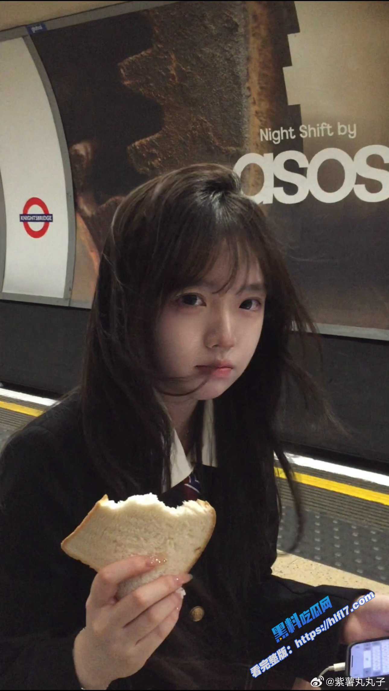 推特福利姬网红小猫亲亲 青春美少女气质清新 实则反差十足 热辣裸舞引爆全场！1