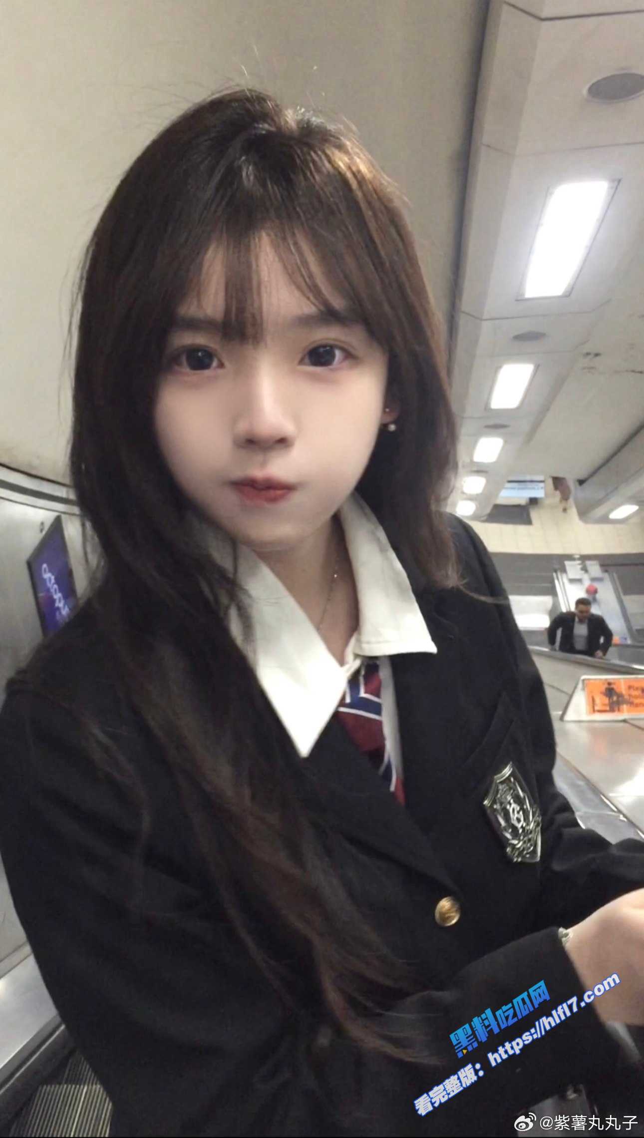推特福利姬网红小猫亲亲 青春美少女气质清新 实则反差十足 热辣裸舞引爆全场！3