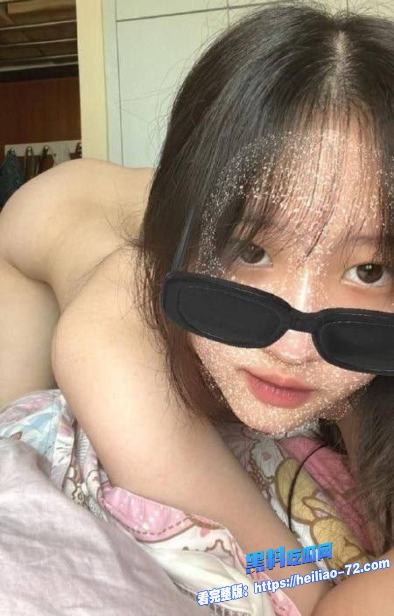 清纯大学生女友出租屋跪舔男友肉棒被调教成淫荡小母狗浪叫求中出3 清纯大学生女友出租屋跪舔男友肉棒被调教成淫荡小母狗浪叫求中出3
