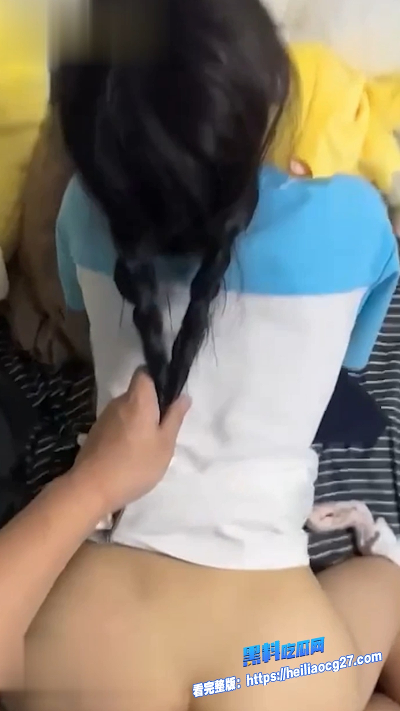抖音清纯网红萌小栖8