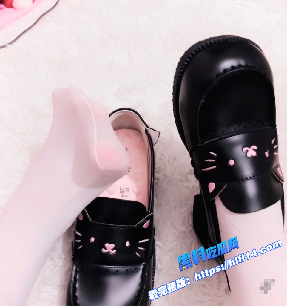 推特极品双马尾白虎萝莉 jasmine甜酱 大奶萝莉调教自慰视频流出！图7