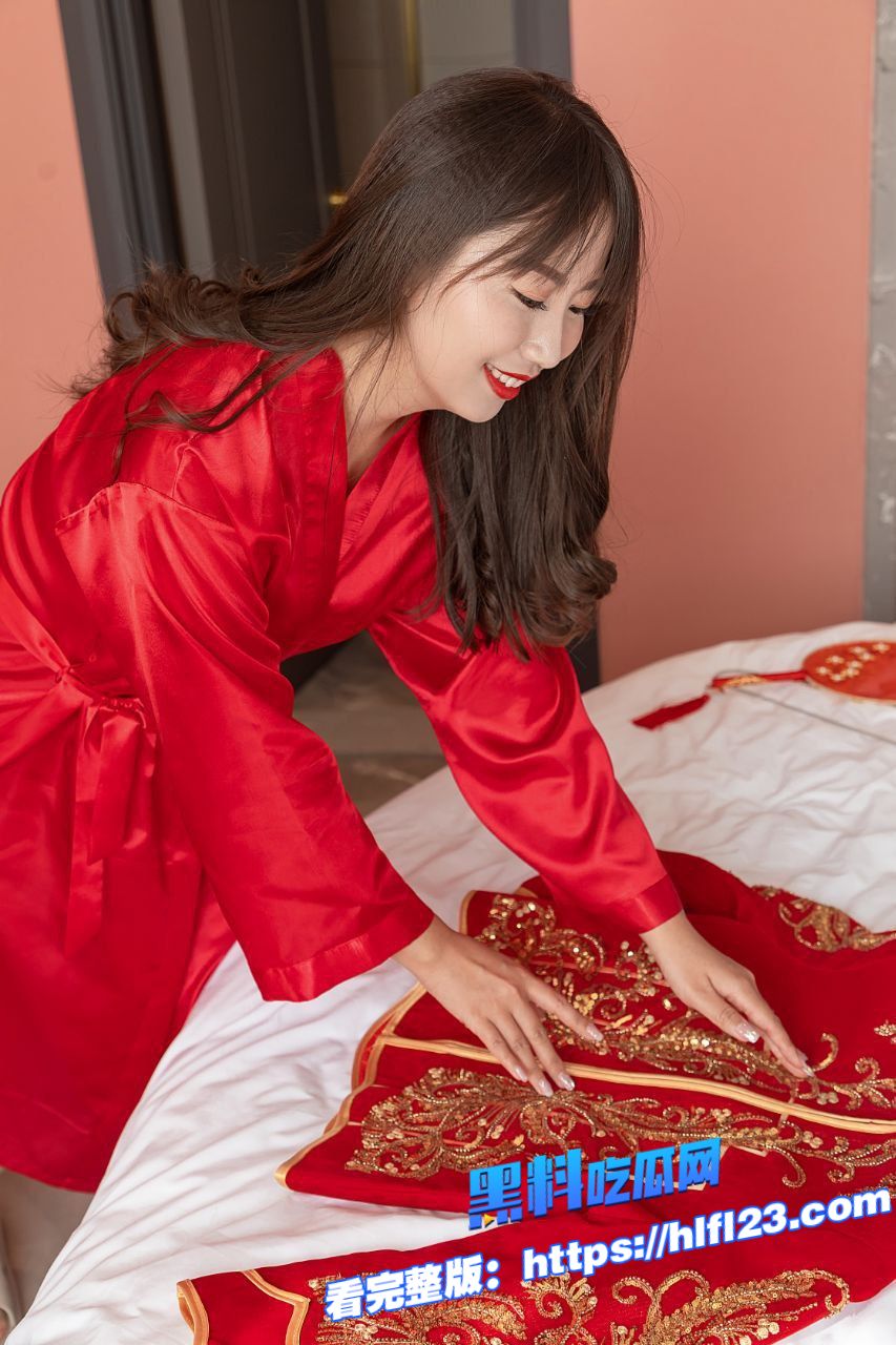 瓜友们最喜欢的新娘人妻来了 虽然没有视频 但是全套图片被曝光!图16 瓜友们最喜欢的新娘人妻来了 虽然没有视频 但是全套图片被曝光!图16