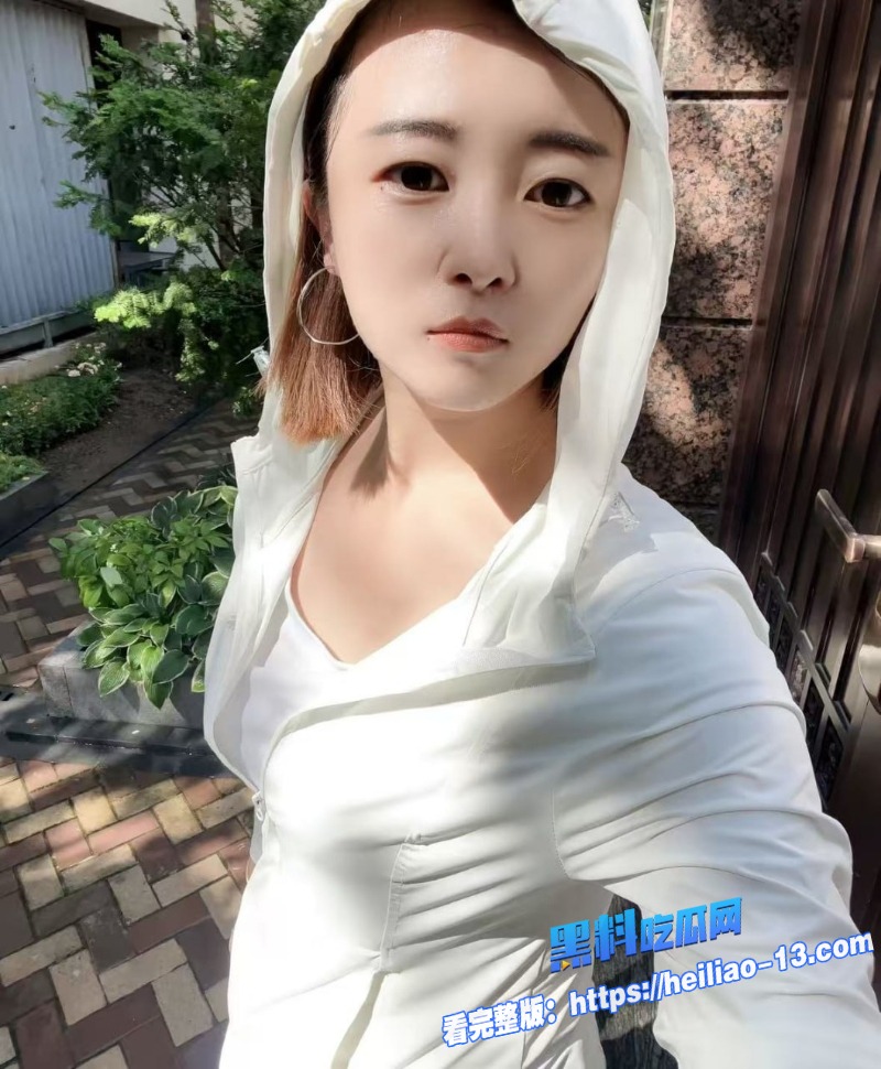 好吃不如饺子好玩不如嫂子美艳嫂子化身成小叔子的性爱玩具5 好吃不如饺子好玩不如嫂子美艳嫂子化身成小叔子的性爱玩具5