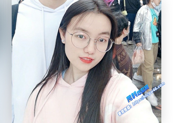 眼睛妹骚气逼人被操的反应完美诠释做爱的快乐 高潮的美妙不可言喻 图1WH700x500px 眼睛妹骚气逼人被操的反应完美诠释做爱的快乐 高潮的美妙不可言喻 图1WH700x500px