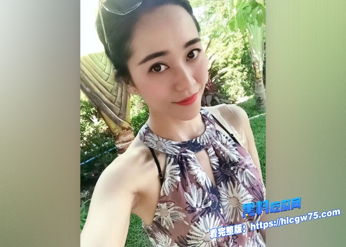 性感风骚房地产销售赵小姐和男友在家中打炮自拍视频流出疯狂后入肥臀化身打桩机骚穴淫水极多 图2