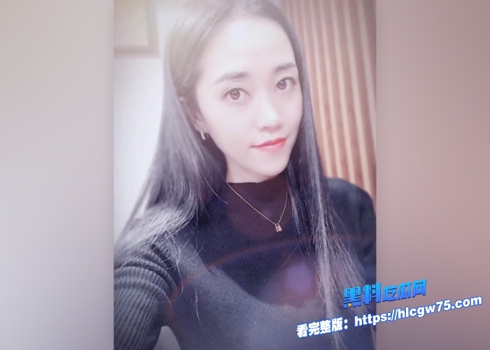 性感风骚房地产销售赵小姐和男友在家中打炮自拍视频流出疯狂后入肥臀化身打桩机骚穴淫水极多 图3