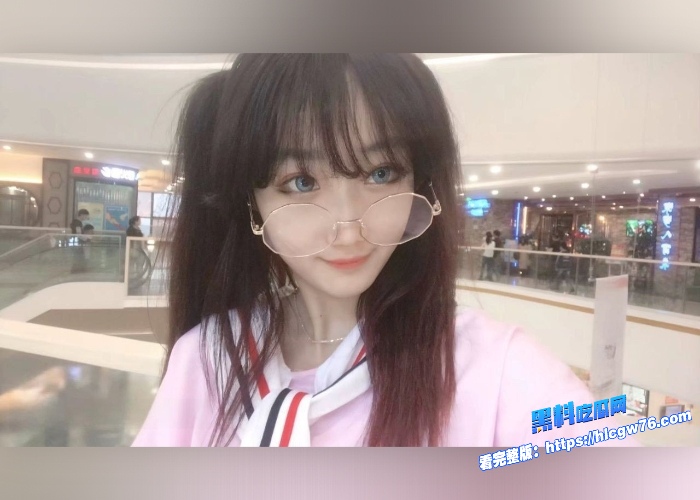 丰满嫂子的丝足鉴赏！美腿骚穴 气质挺不错的，图    14.16.31