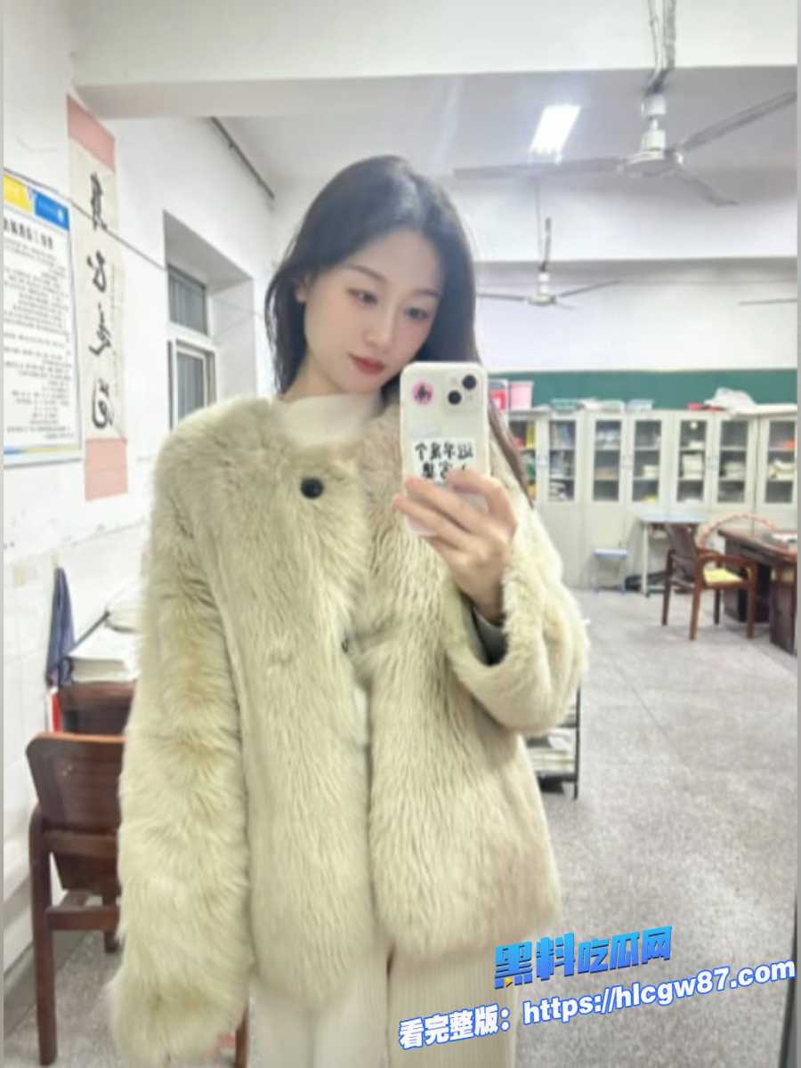 郑州工商学院美女老师李鸿波 5 郑州工商学院美女老师李鸿波 5