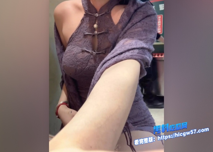 推特高人气反差女神鹿苑户外和粉丝露出车震口交啪啪各种骚话淫语不断对白超精彩 图 33