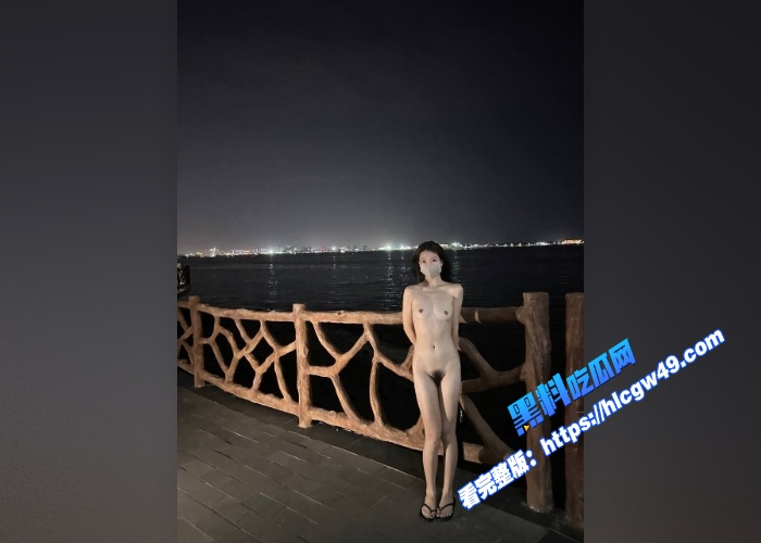 推特极品网红 被金主万元高价线下约出来 被成功调教成骚母狗 蒙眼口爆大粗屌 十分淫荡! 5WH700x500px 推特极品网红 被金主万元高价线下约出来 被成功调教成骚母狗 蒙眼口爆大粗屌 十分淫荡! 5WH700x500px