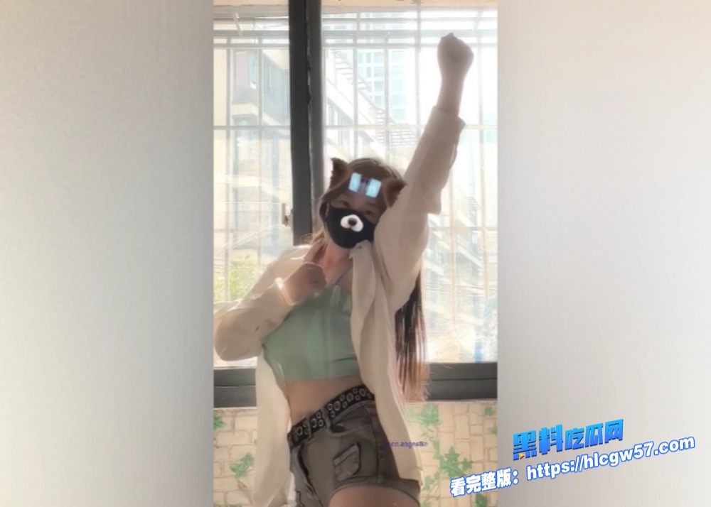 最近推特大火的网黄博主无刺榴莲全裸付费抖音风跳舞视频身材是真的顶第五期 11