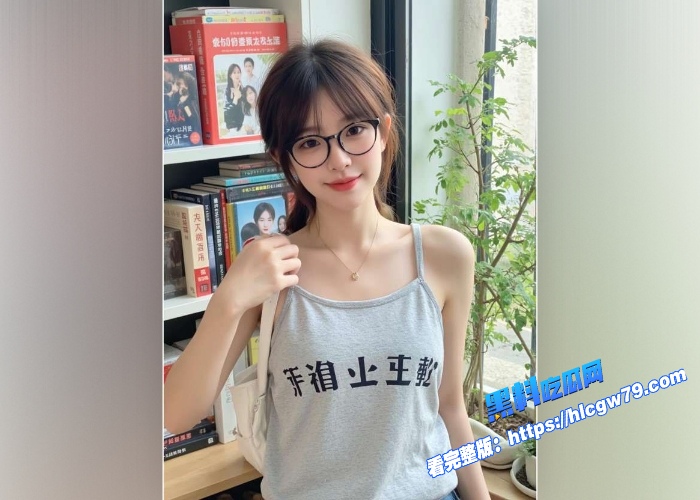 海角乱伦深夜趁着家人都睡着了禽兽弟弟偷摸爬上亲姐床又是一场情到深处的大战交流对白刺激 图2