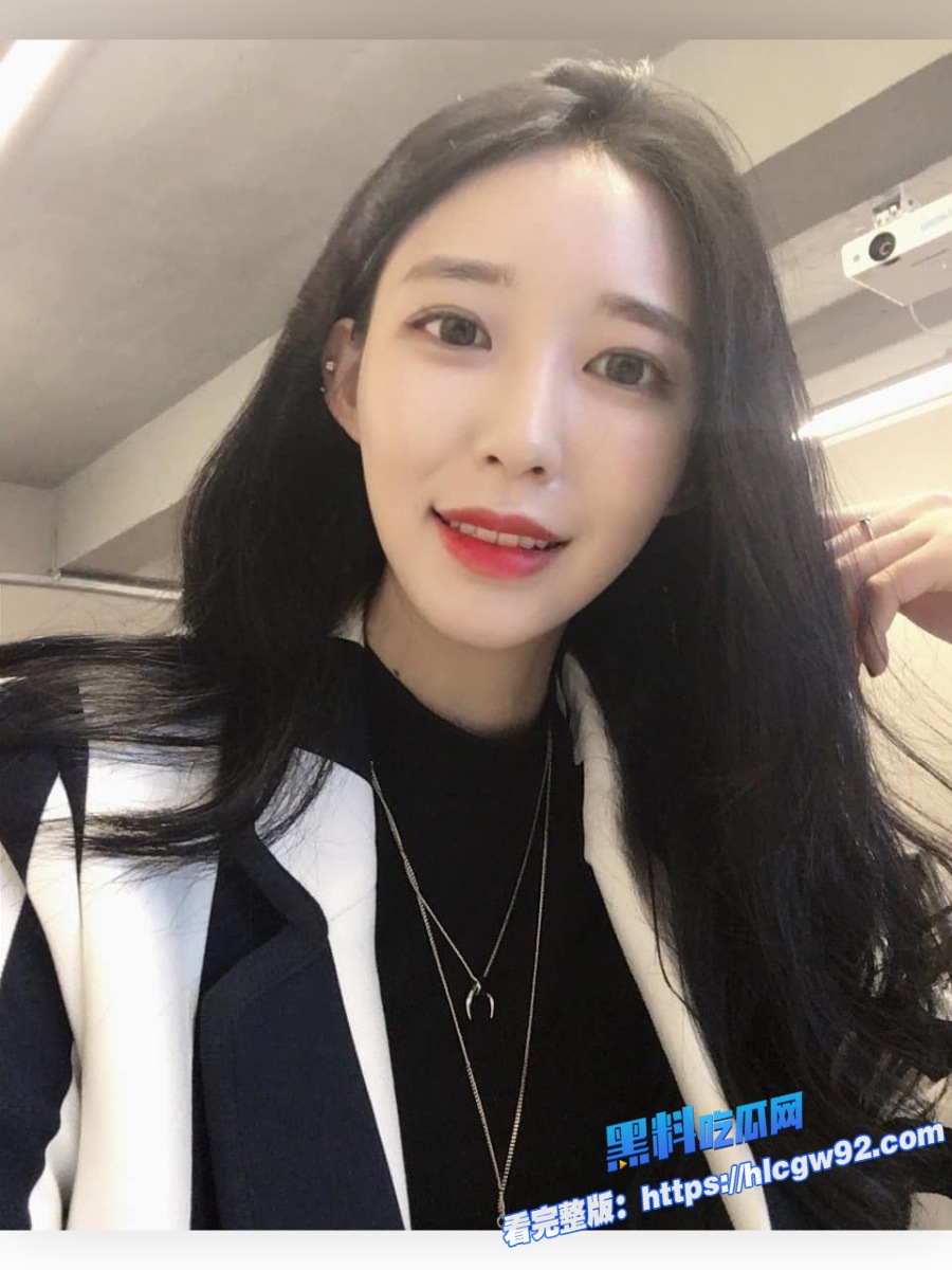 韩国超人气HHsize性爱偷拍视频火爆流出 6