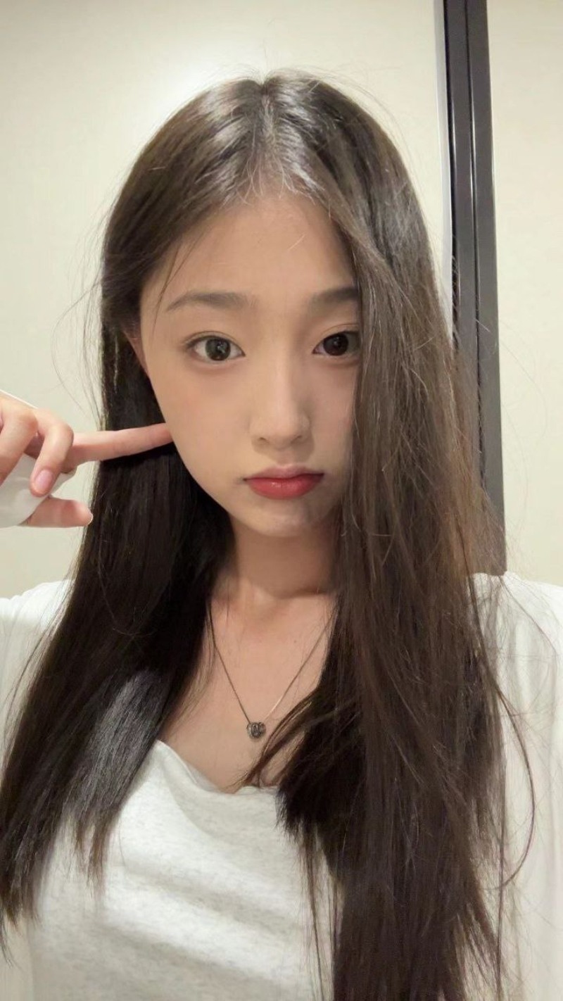 上海某师范学院清纯大二学妹2 上海某师范学院清纯大二学妹2